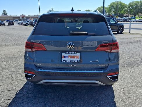 Used 2022 Volkswagen Taos SEL w/ Panoramic Sunroof Package AWD/4WD image 5