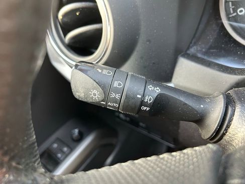 Used 2023 Toyota Tacoma SR5 AWD/4WD image 22