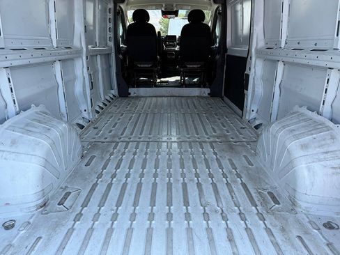 Used 2024 RAM ProMaster 2500 w/ Safety Group FWD image 20