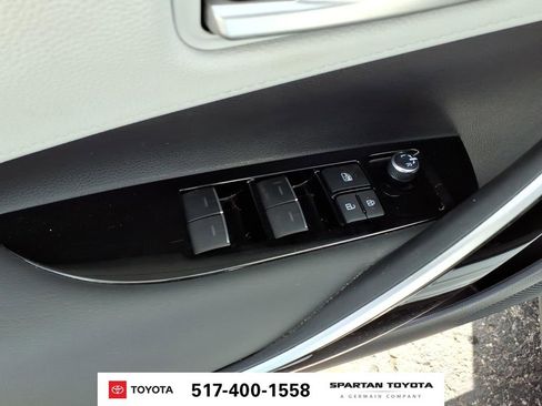 Used 2021 Toyota Corolla XSE FWD image 14