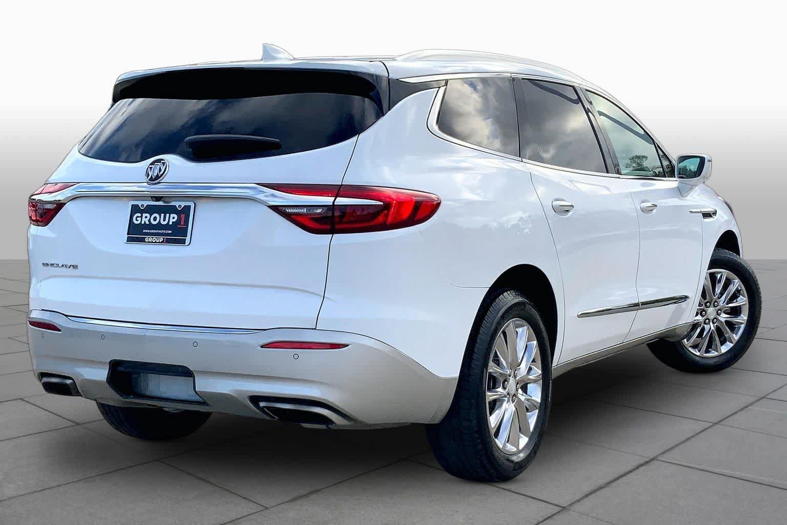 Used 2020 Buick Enclave Essence FWD image 12