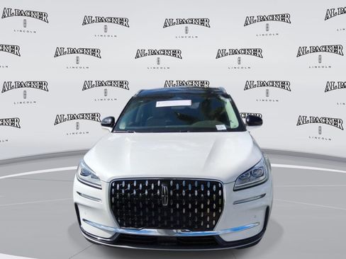 Used 2023 Lincoln Corsair Reserve w/ Equipment Group 201A FWD image 8