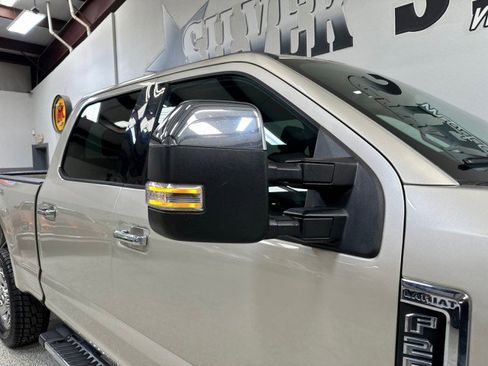 Used 2017 Ford F250 Lariat w/ Chrome Package image 66