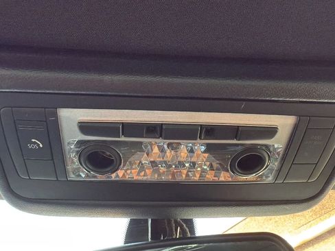 Used 2013 BMW 328i Convertible image 22