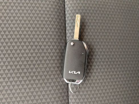 Used 2024 Kia Soul LX w/ Option Group 015 image 32