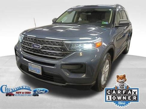 Used 2021 Ford Explorer XLT image 1