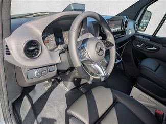 New 2026 Mercedes-Benz Sprinter 2500 video 3