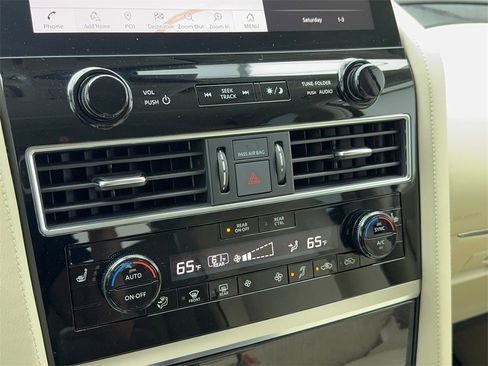 Used 2023 INFINITI QX80 Luxe w/ Cargo Package image 31