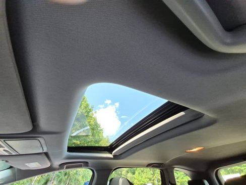 Used 2020 Honda CR-V Touring image 21