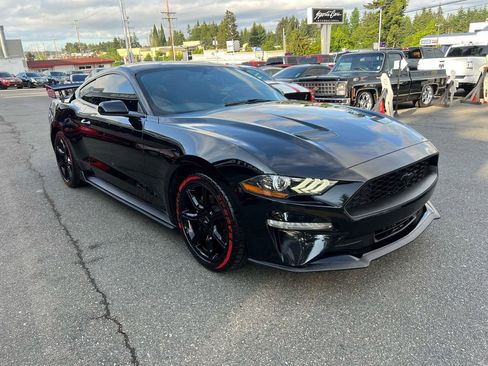 Used 2019 Ford Mustang EcoBoost w/ Black Accent Package image 4
