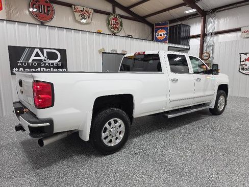 Used 2015 Chevrolet Silverado 3500 High Country w/ Duramax Plus Package AWD/4WD image 7