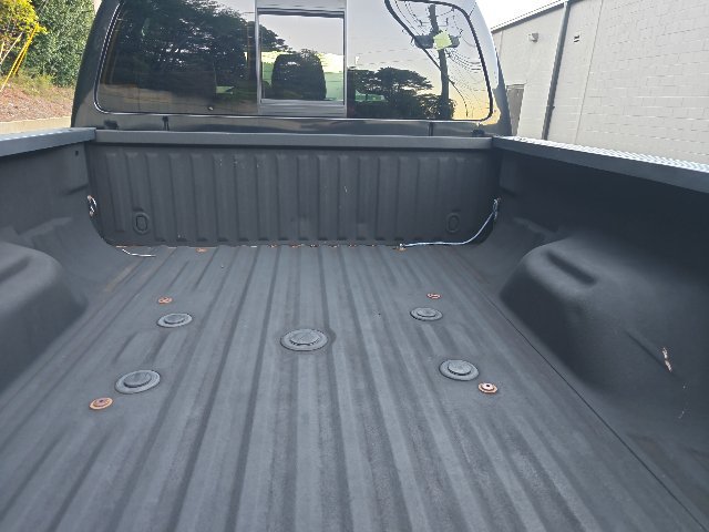 Used 2015 Ford F250 Platinum AWD/4WD image 4