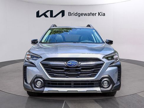 Used 2024 Subaru Outback Limited AWD/4WD image 2