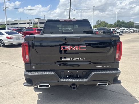 Used 2023 GMC Sierra 1500 Denali AWD/4WD image 14