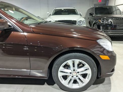 Used 2011 Mercedes-Benz E 350 4MATIC Wagon image 12