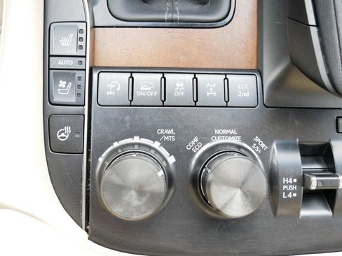 Certified 2021 Lexus LX 570 4WD w/ Luxury Package image 26