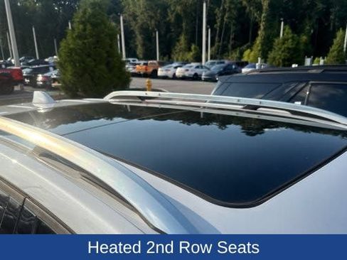 Used 2020 Chevrolet Equinox Premier FWD image 3