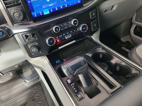Used 2023 Ford F150 Limited image 17