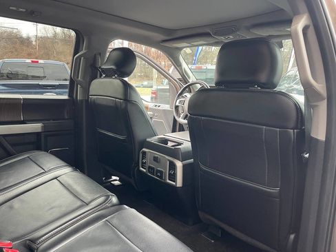 Used 2017 Ford F150 Lariat image 28