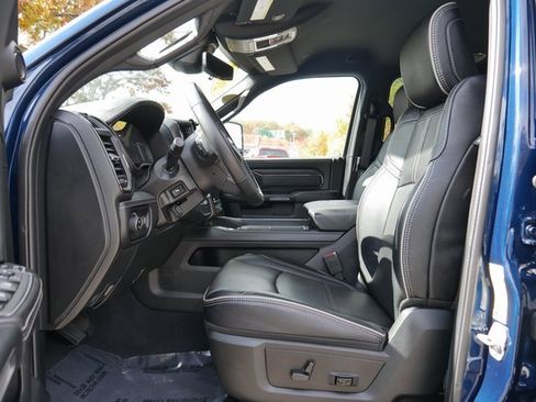 Used 2024 RAM 2500 Limited image 14