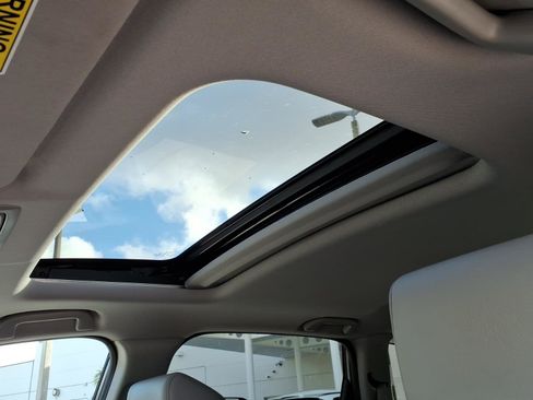 Used 2018 Honda CR-V EX-L image 8