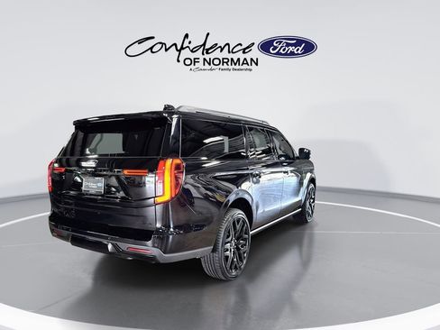 New 2026 Ford Expedition Max Platinum image 8