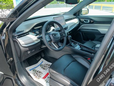 Used 2024 Jeep Compass Limited AWD/4WD image 14