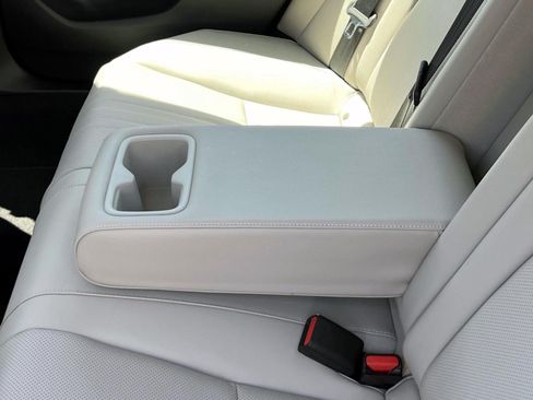 Used 2019 Honda Accord EX-L image 11