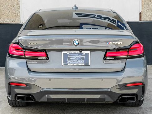 Used 2021 BMW M550i xDrive w/ Premium Package AWD/4WD image 11