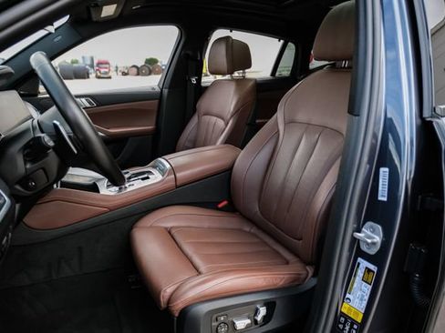 Used 2021 BMW X6 M50i w/ Executive Package AWD/4WD image 39