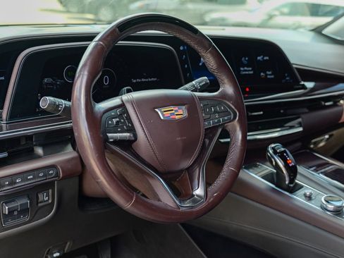 Used 2024 Cadillac Escalade ESV Premium Luxury Platinum AWD/4WD image 24