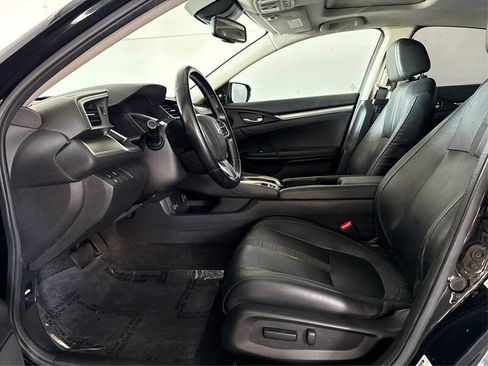 Used 2016 Honda Civic Touring image 9