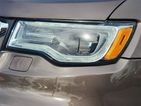 Used 2020 Jeep Grand Cherokee Summit w/ Skid Plate Group image 7