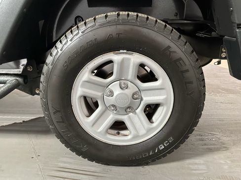 Used 2014 Jeep Wrangler Sport AWD/4WD image 10