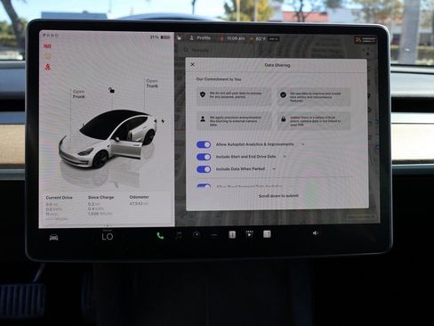 Used 2022 Tesla Model 3 Long Range image 51