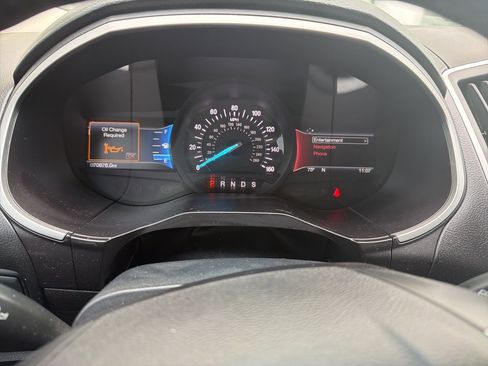 Used 2017 Ford Edge SEL w/ Equipment Group 201A image 4