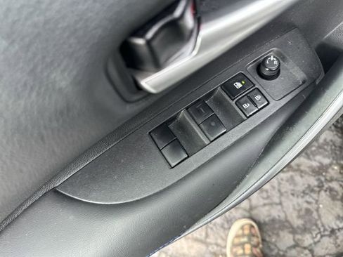 Used 2022 Toyota Corolla SE FWD image 17