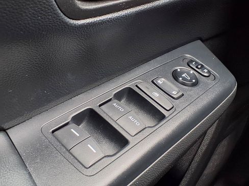 Used 2024 Honda CR-V EX image 11