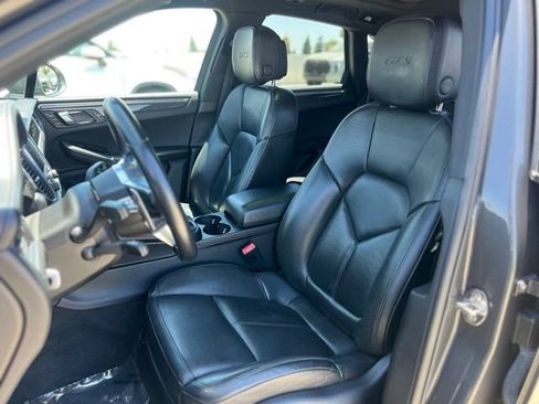 Used 2018 Porsche Macan GTS AWD/4WD image 14