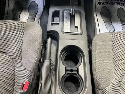 Used 2019 Nissan Frontier SV image 19