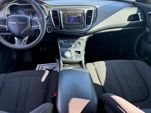 Used 2016 Chrysler 200 Limited FWD image 11