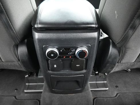 Certified 2022 Ford Explorer XLT image 21