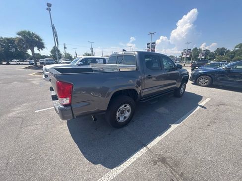 Used 2017 Toyota Tacoma SR RWD image 28