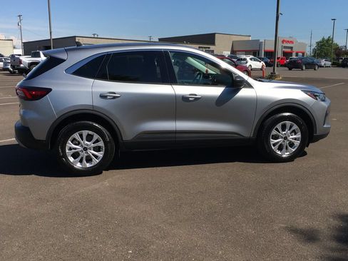 Used 2024 Ford Escape Active AWD/4WD image 8