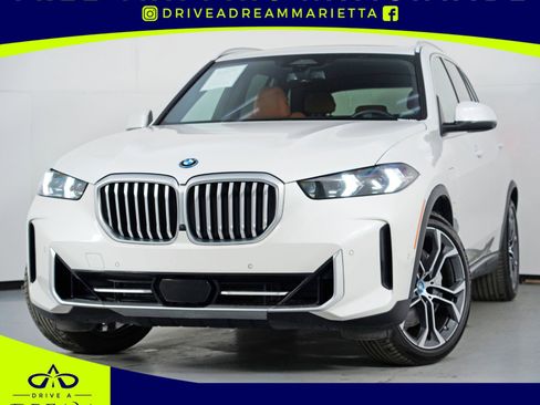 Used 2024 BMW X5 xDrive50e w/ Parking Assistance Package image 1