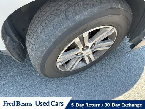 Used 2017 Chevrolet Traverse LT AWD/4WD image 12