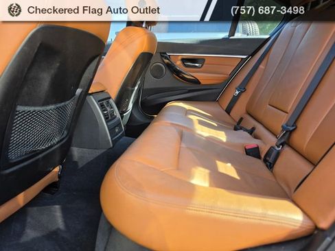 Used 2017 BMW 330i Sedan RWD image 22