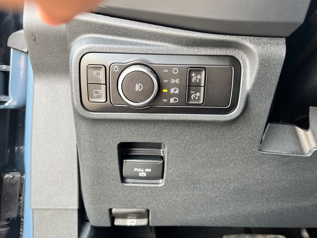 Used 2025 Ford Bronco Raptor AWD/4WD image 28