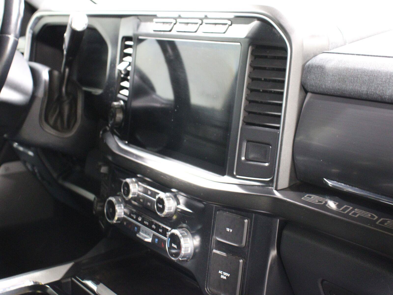 Used 2023 Ford F250 Lariat w/ Lariat Ultimate Package AWD/4WD image 5