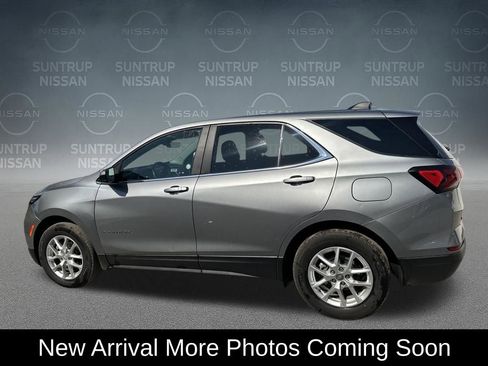Used 2024 Chevrolet Equinox LT image 2